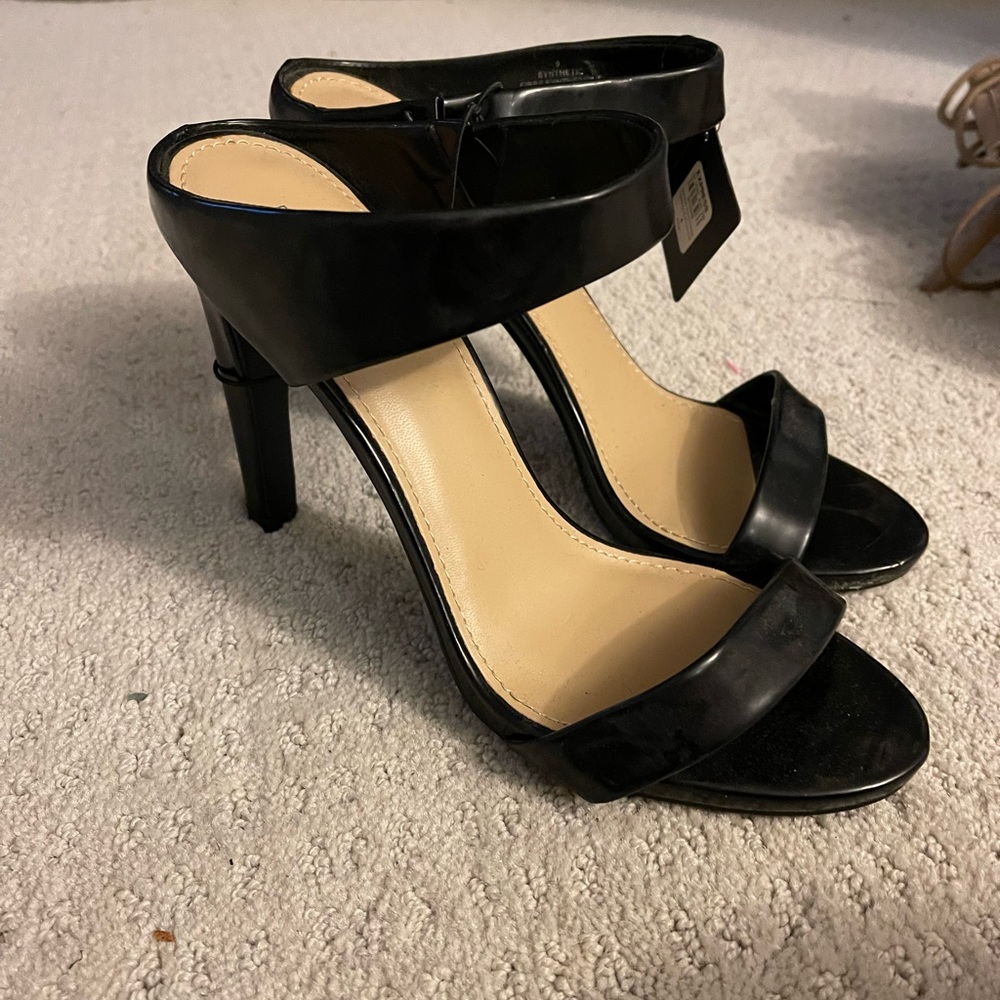 Express heels
